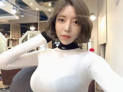韩国女主播夏娃高清星,高清星闪耀的时尚与魅力