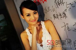 王琳娜写真花絮,镜头下的美丽瞬间